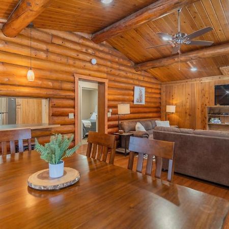 The Alaskan Dream Lodge Fairbanks Bagian luar foto