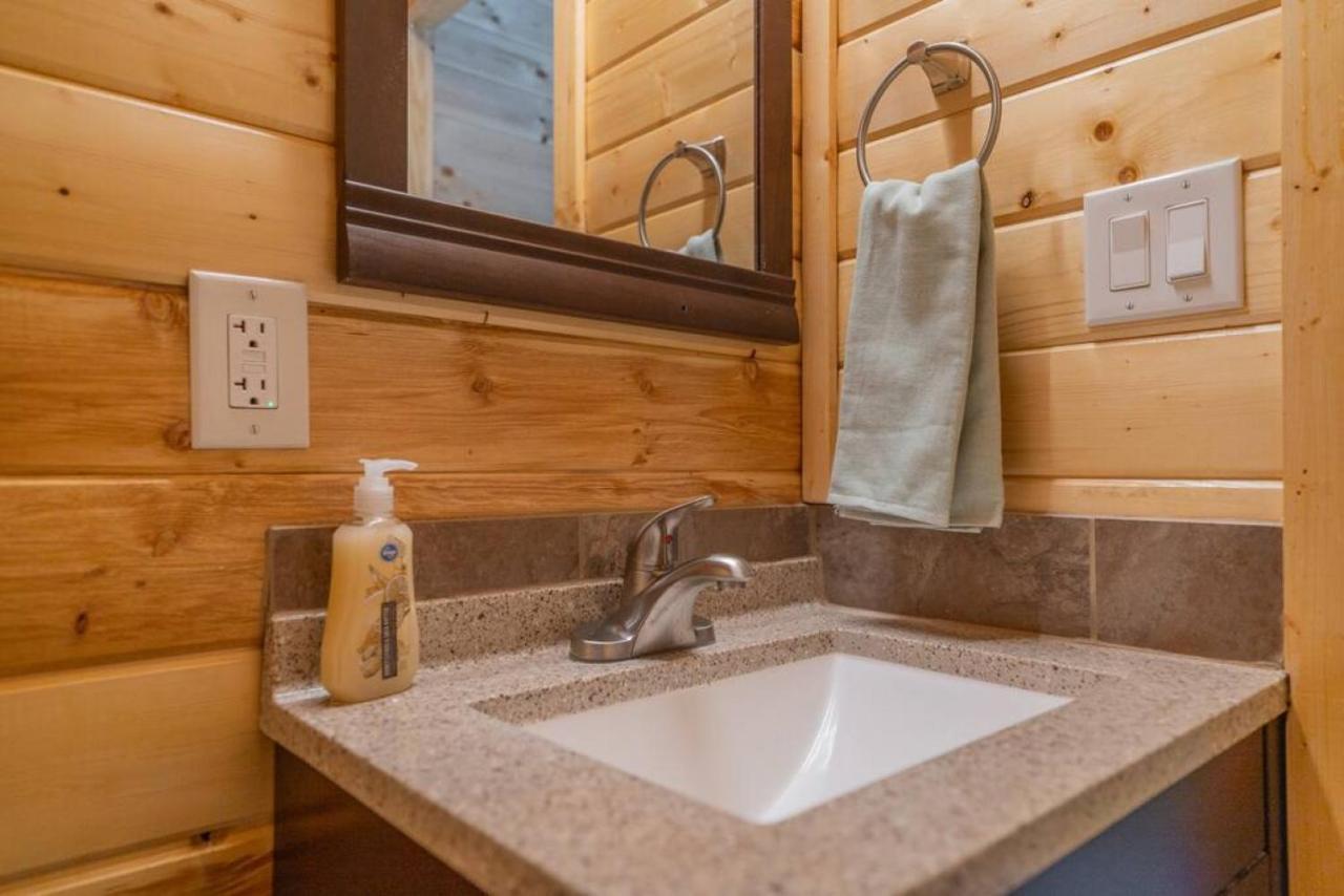 The Alaskan Dream Lodge Fairbanks Bagian luar foto